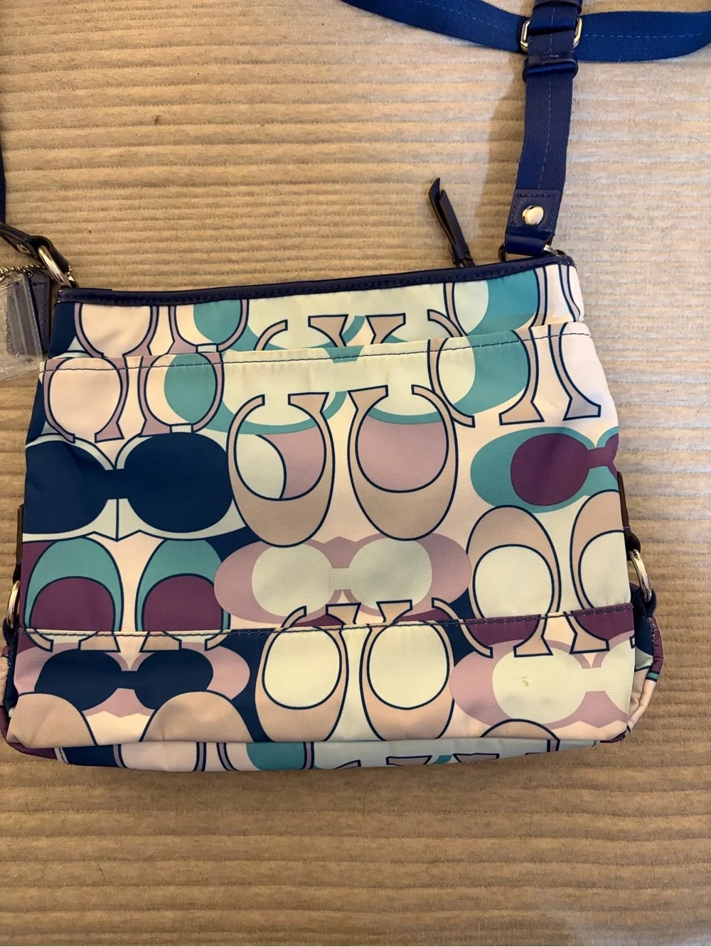 Coach F18839 Kyra Nylon/patent Multicolor Crossbody Shoulderbag Purse